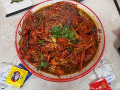 -海盗船. 龙虾烧烤. 酒馆