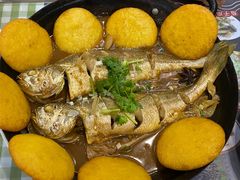 杂鱼贴饼子-华圆美食