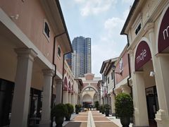 -佛罗伦萨小镇广佛名品奥特莱斯(疏港路店)