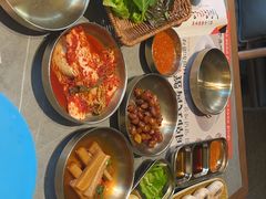 -草家酱蟹炭火烤肉店(珲春南路一店)