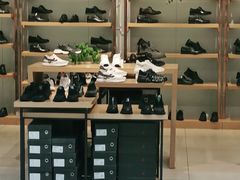 -云柏鞋业(十里堡店)