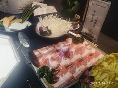 -新草堂锅物料理(泉城路店)
