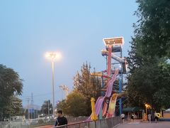 -欢乐水魔方水世界