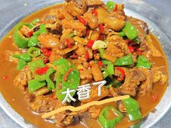-俭寨大盘鸡·手抓肉·烧烤新疆菜(乌苏路店)