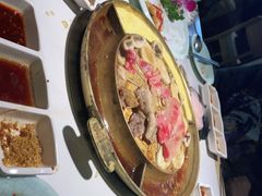 -猪啊牛呀羊啊铜盘烤肉(正大广场店)