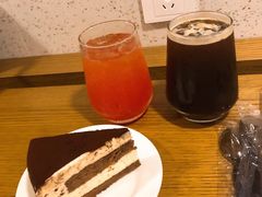 -上海三联书店READWAY(华中首店)