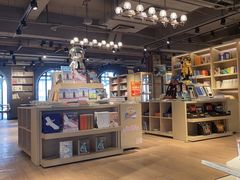 -光海书局(南京东路第一百货店)