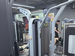 -超鹿运动(五四路恒力城店)