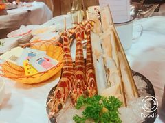 -鲜入围煮花胶鸡海鲜火锅