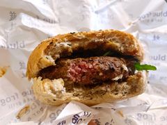 嘉年华牛肉汉堡配番薯条-bluefrog蓝蛙(水游城店)