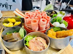 -顶上头·螺蛳火锅(五一新村店)