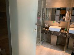 -天豪花香村酒店(贵阳花果园文创园店)