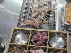 -马路牙子烧烤音乐酒馆(望京店)
