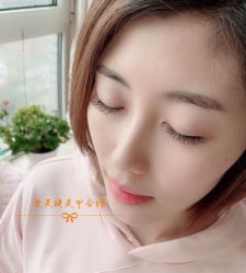 -爱美睫美甲会馆