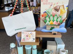 -星巴克(上海汇锦里店)