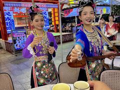 -刘姐啤酒鱼民族演艺餐厅(西街总店)