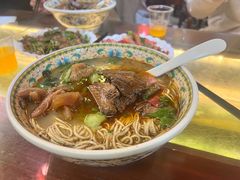 -金杨拉面王小吃面馆·牛三宝面·红烧牛肉粉