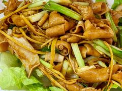 姜葱炒鹅肠-记忠海鲜
