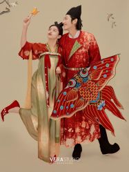 -至臻微拉婚纱摄影