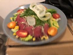 -卡普里披萨·牛扒·下午茶