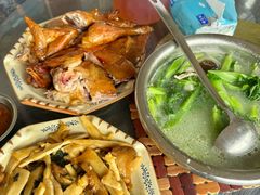 -盛得农家美食·无花果浸鸡·古法烧鸡·竹筒饭(白水寨森林海店)