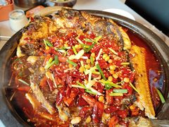 -鸣记脆皮烤鱼(三八广场店)