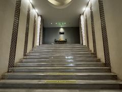 -潮漫酒店(北京通州环球度假区临河里地铁站店)