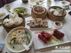 -万山楼海鲜酒家·二十三年老字号