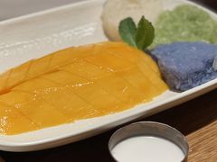 娘惹三色芒果甜饭-金椰壳· 大厨新加坡菜(壹方城店)