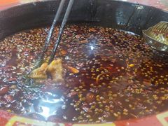-烧哥美蛙肥肠鱼火锅·十五年社区店