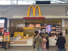 -麦当劳(深圳北站B2检票口楼上)