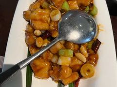 精品宫保鸡丁-香融府·烤鸭·家常菜(花乡奥莱店)