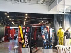 -SNOW51城市滑雪(万象城店)