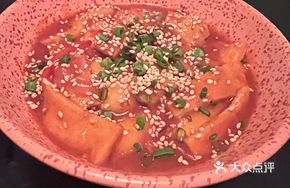 Spicy Sauce Fish Cake with Rice Noodles