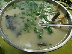 鱼头白汤-百味园土菜馆(迎宾东路店)