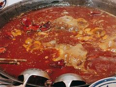 -旧街市鲜货老火锅(大光路店)