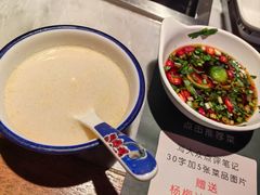-尚尚仙·酸汤猪手·猪肚鸡火锅(华联万柳购物中心店)