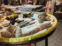 -北京同仁堂郑州药店(金水东路旗舰店)