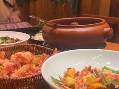 -老滇山寨•云南特色菜•地方菜•民族风情歌舞表演(金碧店)