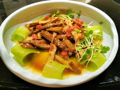 -渝半城经典川粤菜(重庆天地店)