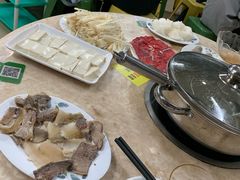 -华威达牛庄(黄埔大道西店)