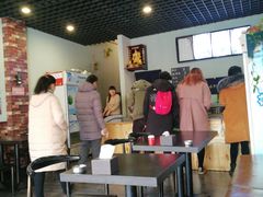 -愉肴麻辣香锅(中北镇店)