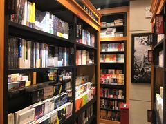 -西西弗书店&矢量咖啡(凯德晶萃广场店)