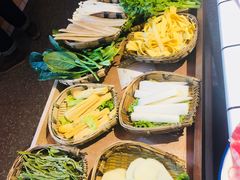 -贤合庄卤味火锅(时代广场店)