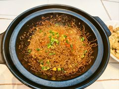 -阿瓦山寨·湘菜现炒·剁椒鱼头王(咸阳总店)