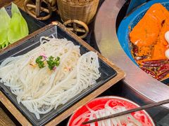 -吼堂老火锅(湖滨银泰in77店)