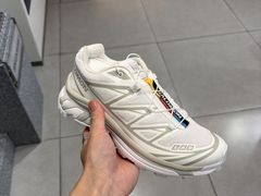 -SALOMON萨洛蒙(长沙国金街店)