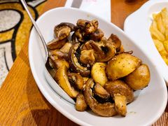 炒鲜蘑菇-Entrecôte 法国牛扒馆(保利·时光里店)