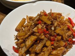 -爱碗亭·鲜炒湖南菜(壹城中心店)