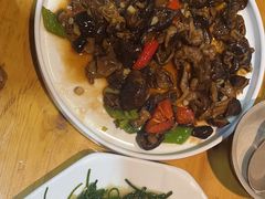 -东顺全羊坊烧烤炒菜莜面(张北店)